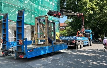 04AD6197-0E61-48AD-AC91-F0B83099E331